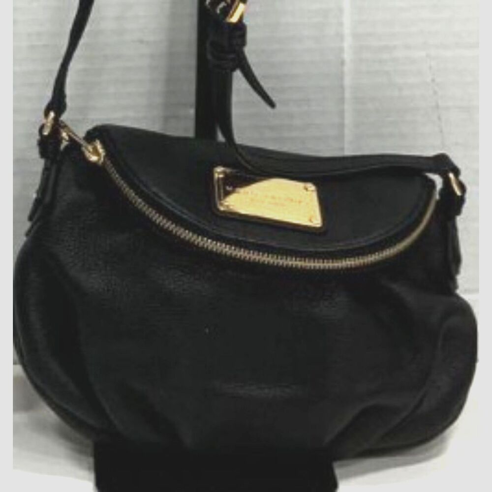 Marc Jacobs Natasha Black Pebbled Leather Shoulder/Crossbody Bag
